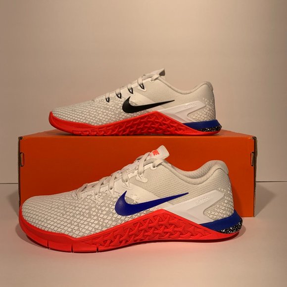 nike metcon 4 xd hyper crimson